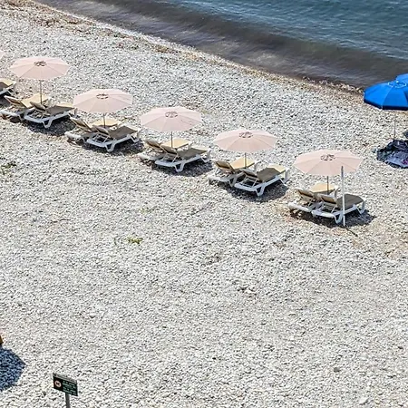 I Puerto Beach,