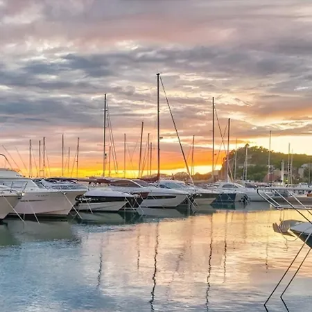 I Puerto Beach, * Altea